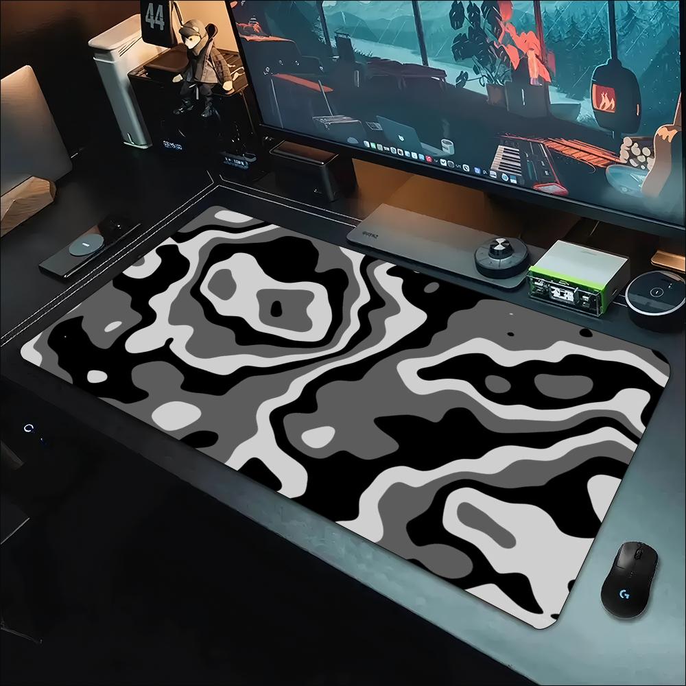 Desk Setup Gaming And Work - แผ่นรองโต๊ะสีเทาขาวลายหมุนวนพร้อมขอบเย็บกันลื่น แผ่นรองเมาส์ยางสำหรับเล่นเกม ทำงานที่บ้าน หรือใช้กับโต๊ะคอมพิวเตอร์แล็ปท็อป